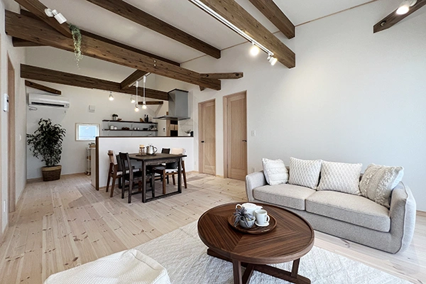 LDK【北上市二子町モデルハウス（BinO COVACO）】