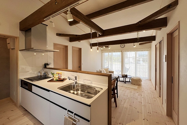 キッチン【北上市二子町モデルハウス（BinO COVACO）】