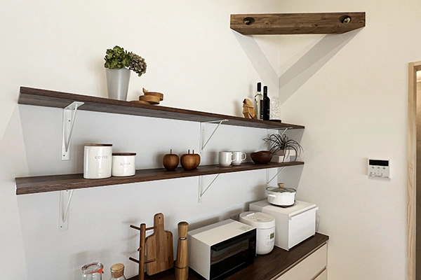 壁面収納【北上市二子町モデルハウス（BinO COVACO）】