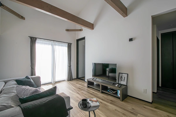 リビング【宮古市花輪モデルハウス】